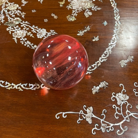 2 inches crystal ball ( man-made color) - Picture 1 of 2